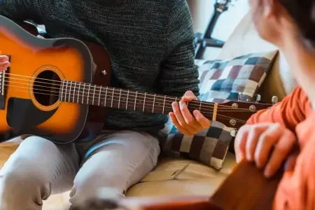 AULAS DE VIOLÃO
